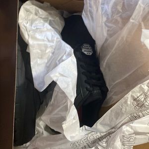 Non slip memory foam sketchers